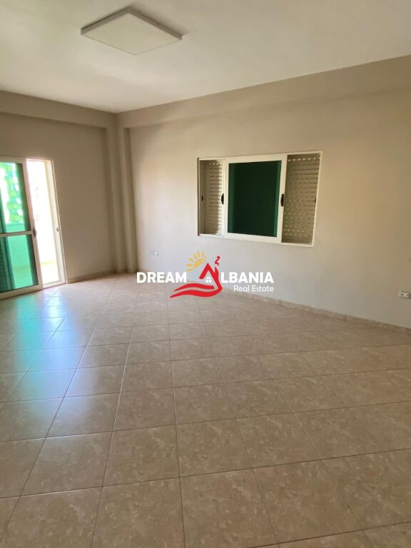 Appartamento 3+1 in affitto in Via Shkelqim Fusha vicino a Kodra e Diellit (ID 4231488)