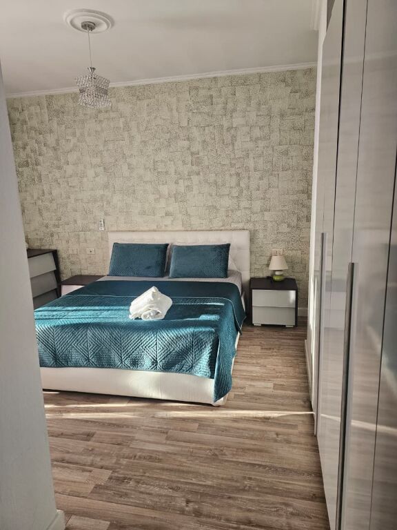 🏢Pas 9 Katesheve,jepet me qera apartament 3+1+2,i mobiluar.1,200Euro