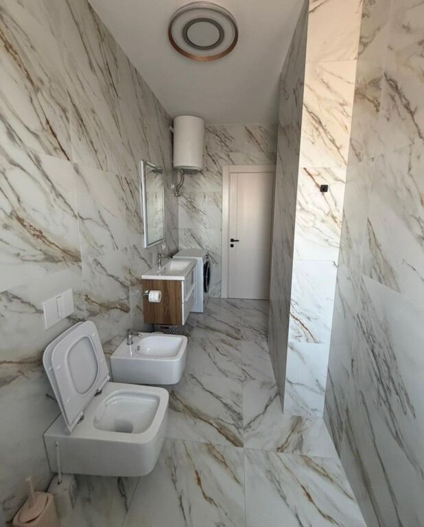 📌Apartament 1+1 me qira + Parkim – Xhamllik