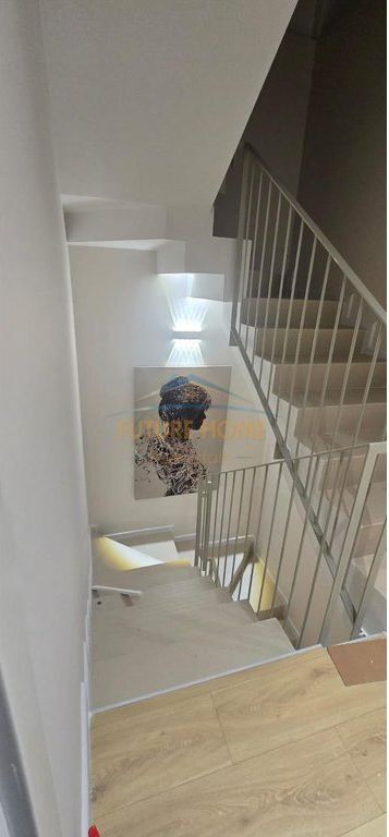 Shitet, Vilë 3-kateshe, Residenca AbA, Farke