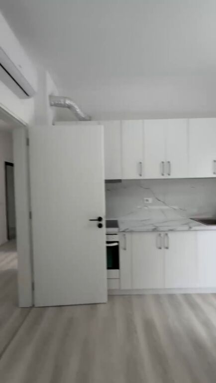 Apartament me qera 2+1+2+verande