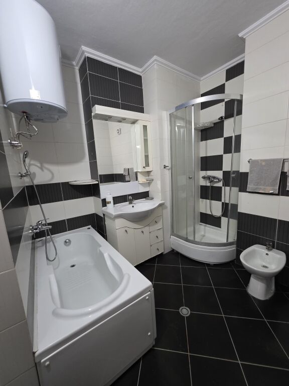 🏠 SHITET – Apartament 2+1+Depo | Astir (pranë Bar Oslo)