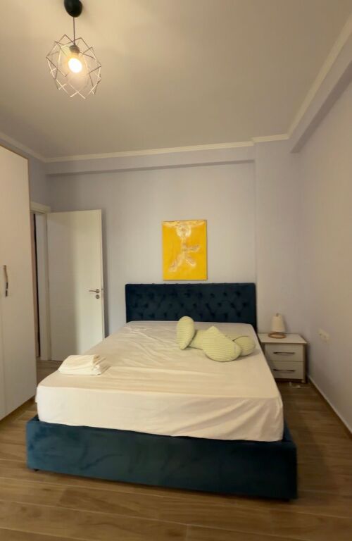 Shitet, Apartament 2+1+2, Rotonda e Astirit, Tirane.