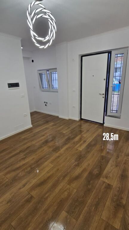 2 studios for sale, Former Diplomat 1