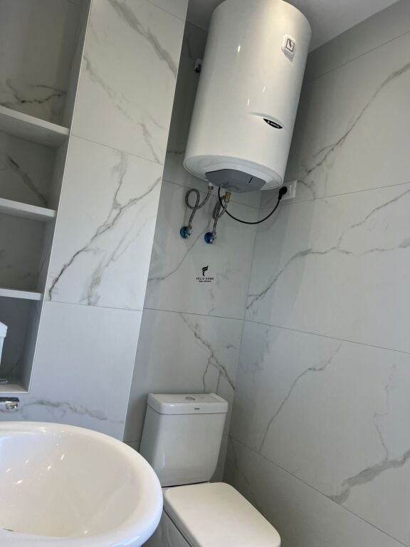 MONOLOCALE IN AFFITTO 40 M2 DON BOSKO 40.000 LEKE FH-71689