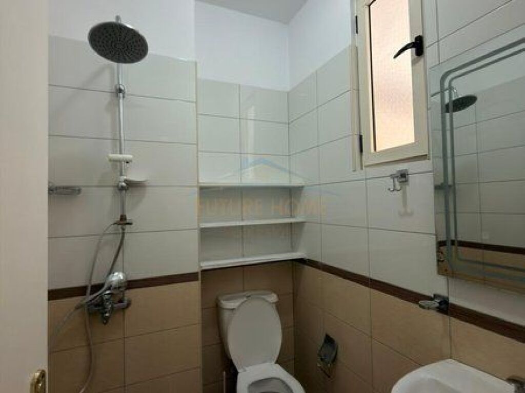 Shitet, Apartament 2+1+2, Rotonda e Astirit, Tirane.