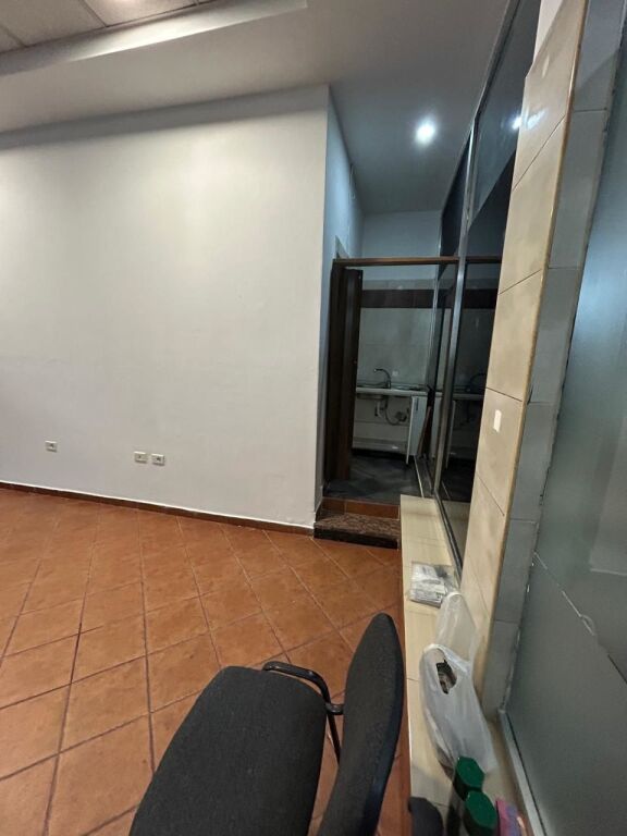 Affitto | Ambjent Biznesi | 1 | 300 €/mese