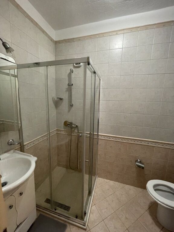 Apartament Me Qera 2+1 Ne Bllok (ID B220821) Tirane