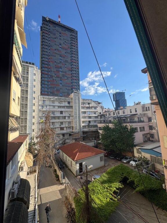 Piazza Skenderbej Super Opportunità Appartamento 2+1+2 In Vendita