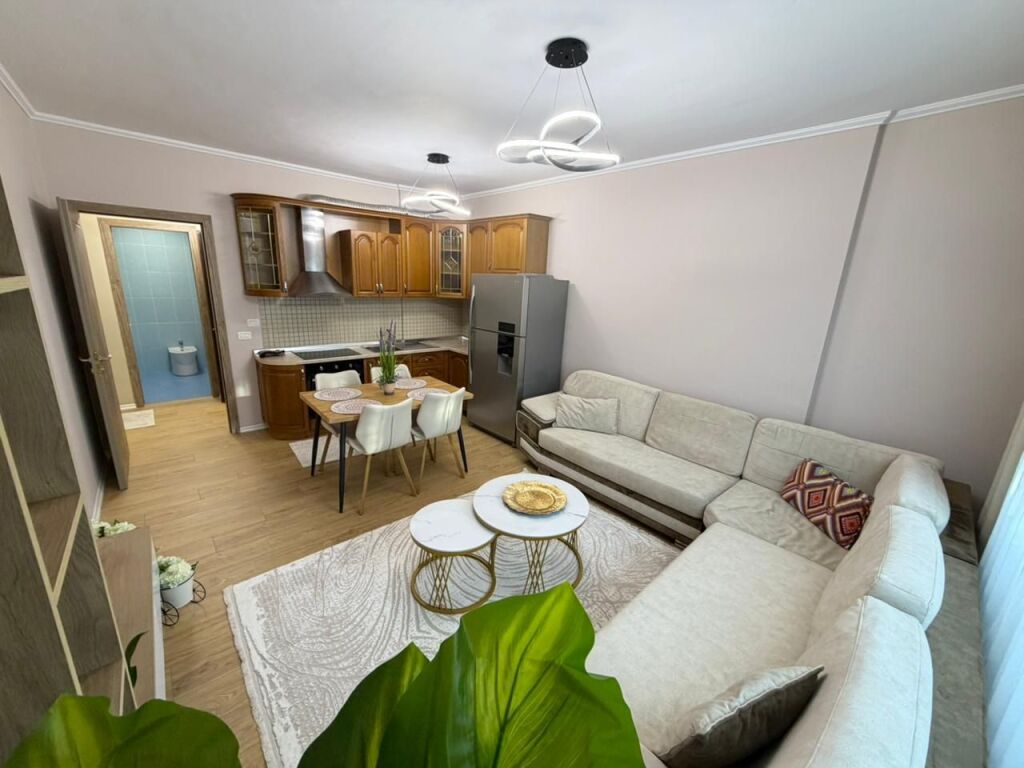 🏡 Apartment for rent 2+1+2 📍 Kristal Center, Paris Commune💶 80,000 lek/month