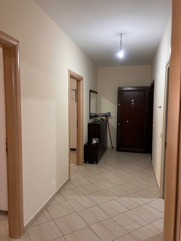 Affittasi 2+1+2 Rotondo Astir 550€