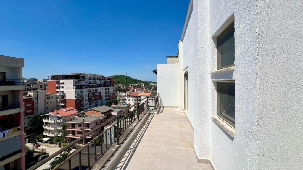 🏠PENTHOUSE FOR SALE: 2+1+2wc (172m²)  📍 Yzberisht 🔥  989€/m2  🔥  CRAZY DEAL   -  139,500€ - Building V.2016  ( Near k. Cabej)