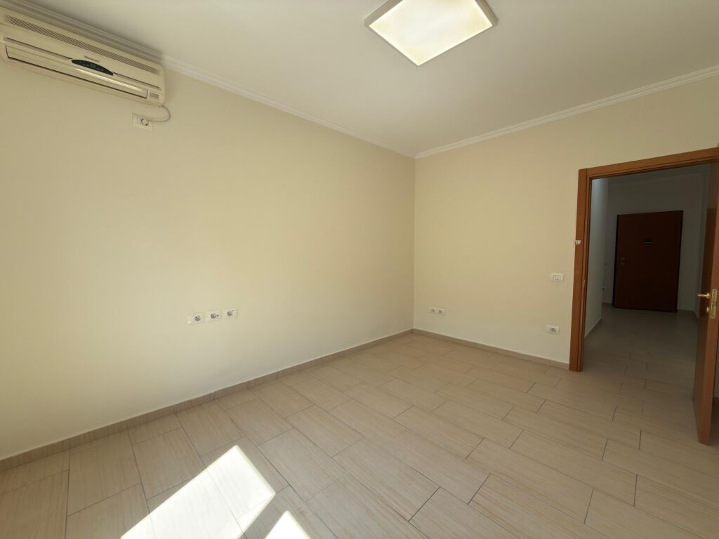 Rent, Apartment 2+1+2 bathrooms, "9 Floors", Tirana.