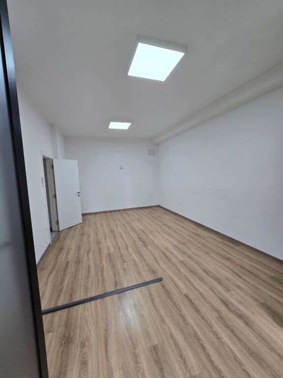 AMBIENT PER ZYRE ME QIRA TE SQUARE 21