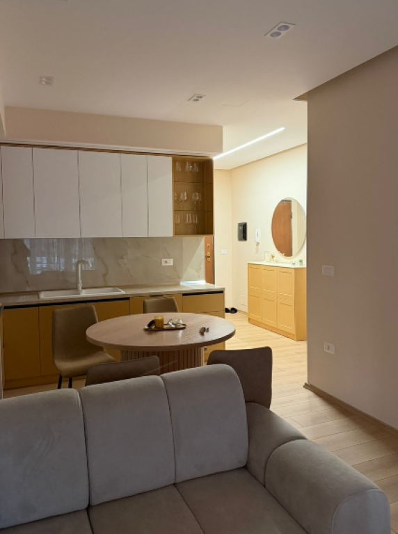 🏢 Apartament me qira 2+1+2 – Vision Plus