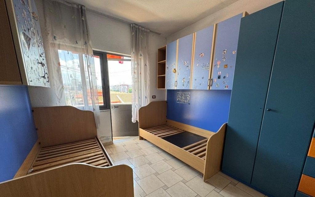 Shitet apartament 2+1 ne Don Bosko, prane rruges Jordan Misja!
