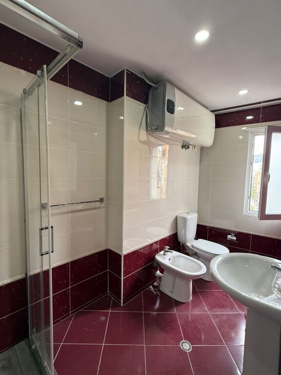 🏠 SHITET – Apartament 2+1+2 | Komuna e Parisit (pranë Kika 2)