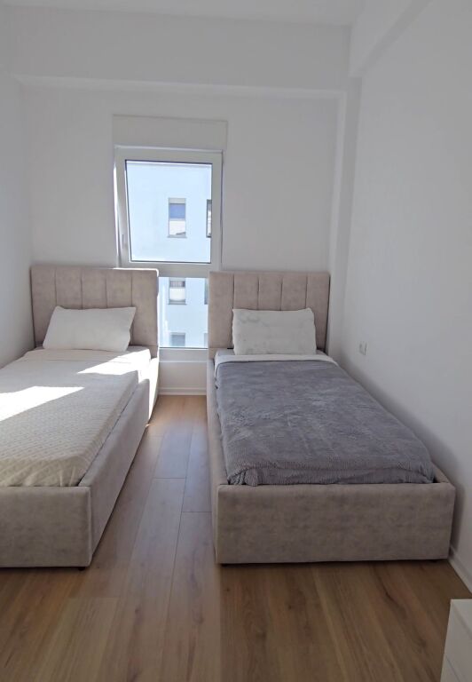 Affitto, Appartamento 2+1+2 Complesso Kaimi, Ali Demi, Tirana.