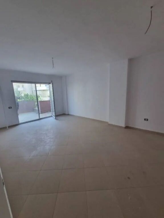 SHITET 2+1 TE FRESKU - TIRANE