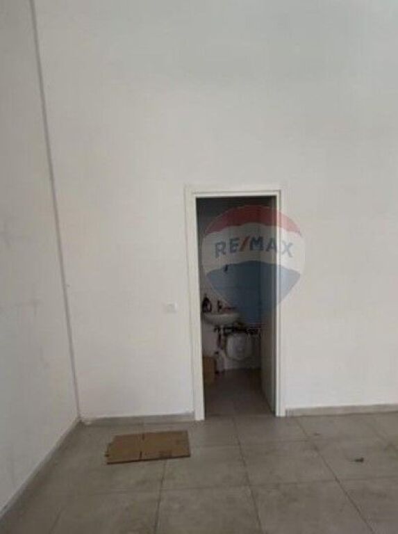 Locale commerciale in affitto al Bulevardi Ri ID: 530191075-44