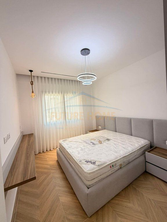 Shitet, 2-  Apartamente 1+1 , Unaza e Re/Astir, Tirane.