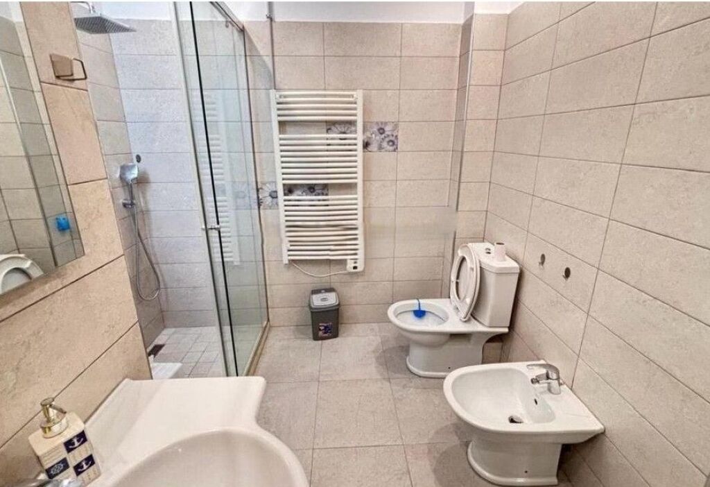 🏡 Modern 3+1 Apartment Near the Center – For Rent