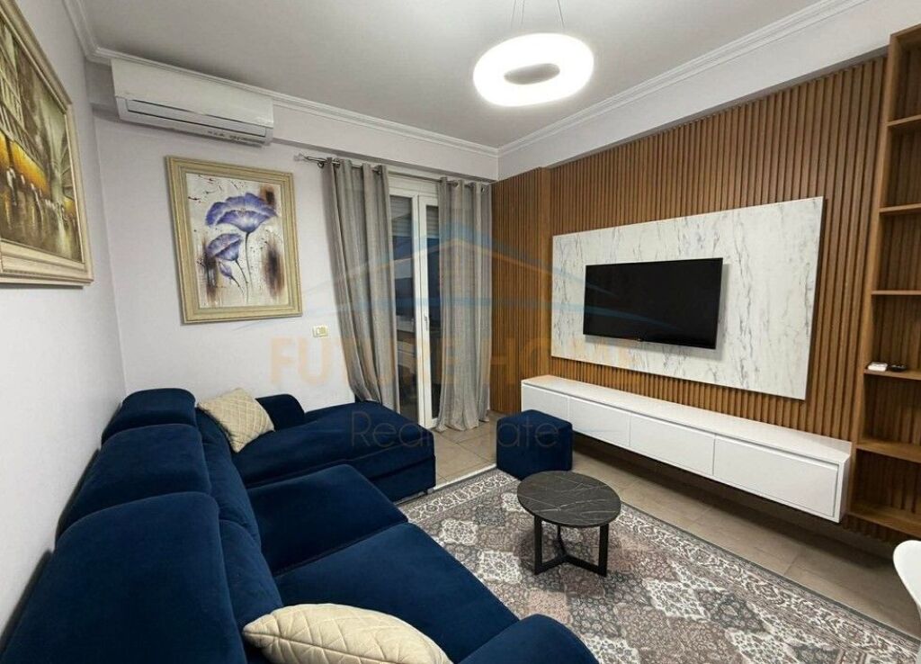 Shitet, Apartament 1+1, Unaza e Re