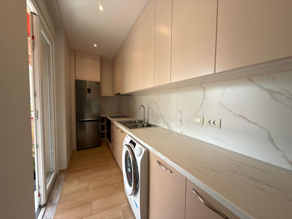 Qira, Apartament 2+1, ”Stacioni i Trenit”, Tiranë.