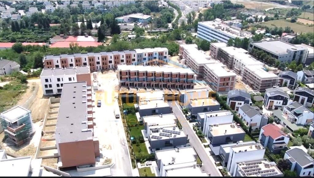 For sale, Duplex 3+1+2, Piccadilly Residence, TEG, Tirana.