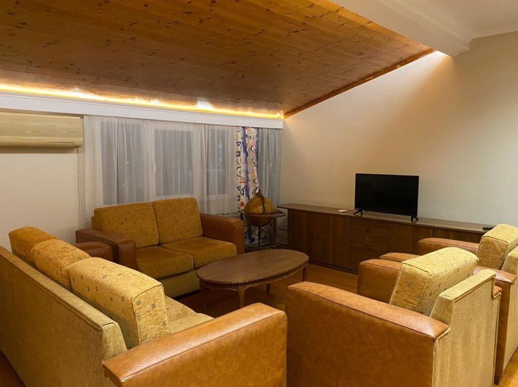 2+1 apartment for sale at Pallati me Shigjeta