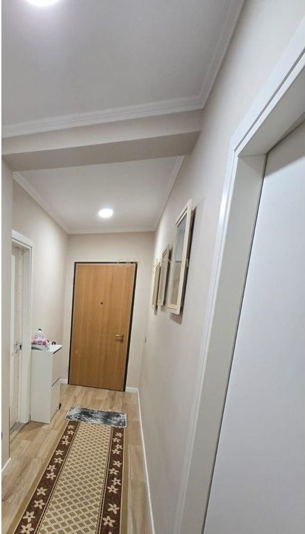 fotot  🏡 Apartament 3+1 Modern Pranë Qendrës – Me Qira 890 € /Muaj Sip. Totale  100m2