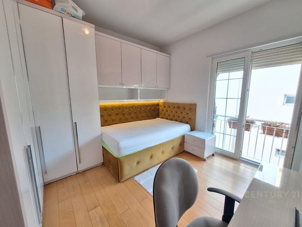 APPARTAMENTO 3+1+2 IN VIA KAVAJES, HIM KOLLI ! 1.200 € /Mese Sup. Totale 128m2