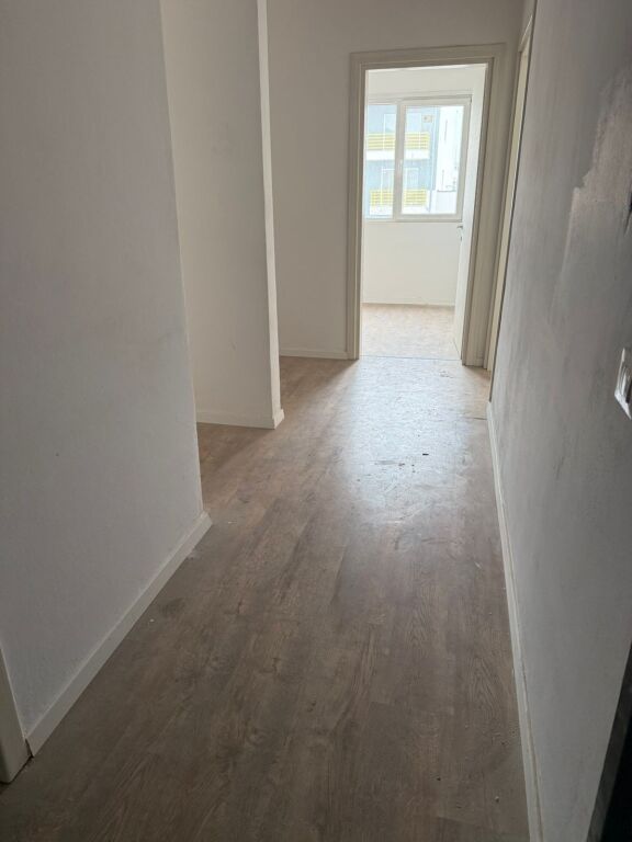 Apartament ne shitje 2+1+2 tek kompleksi E-88