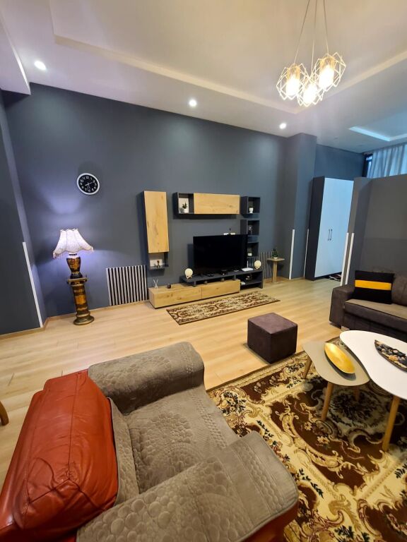 Apartment for rent, Peti Street