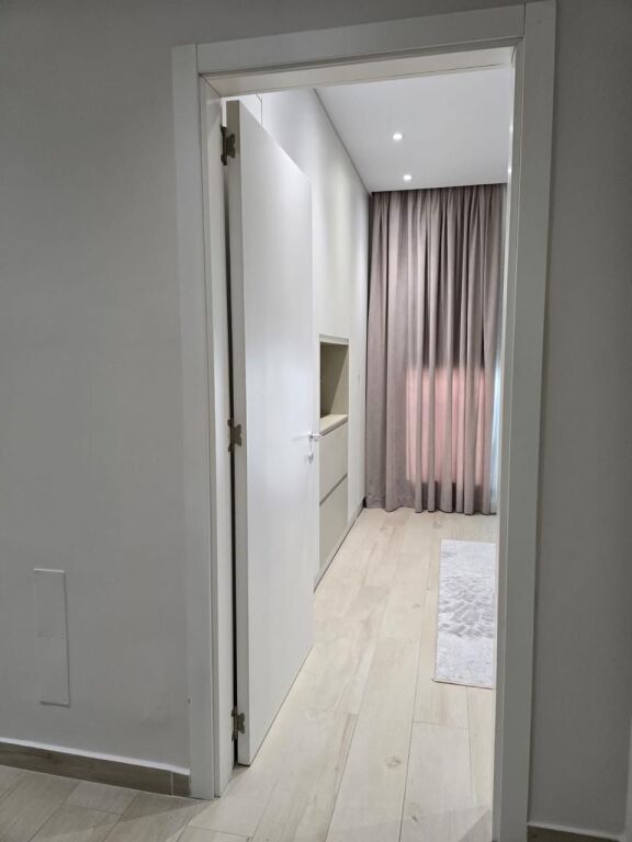 Appartamento 1+1+posto auto vicino a Teg-u