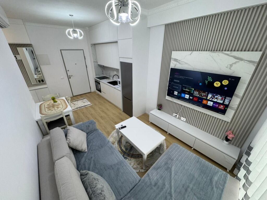 🏡 JEPET ME QERA APARTAMENT 1+1  📍 Vendndodhja: Ali Demi, Kompleksi Kadiu💰 Çmimi: 40000 LEKE