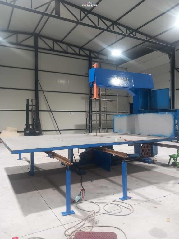 Magazine Me Qera Ne Marikaj (ID BM334) Tirane