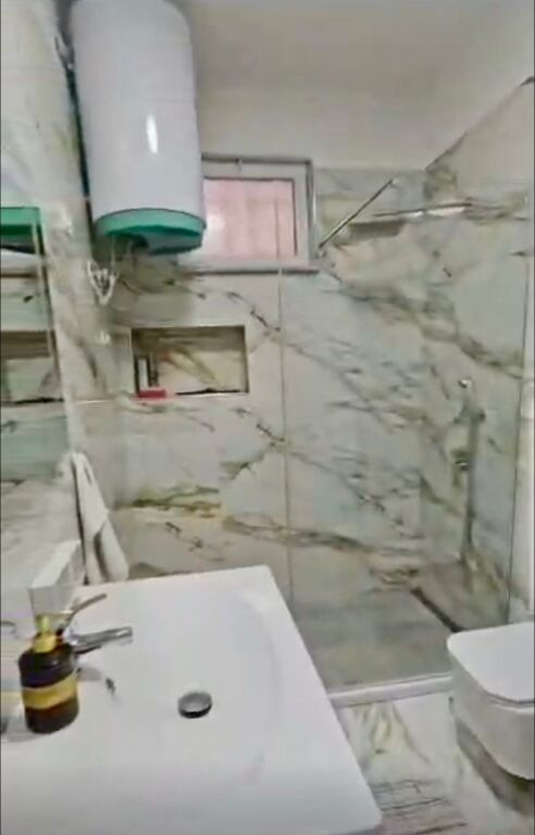 Appartamento 2+1 in affitto in affitto al Kristal Center / Komuna e Parisit