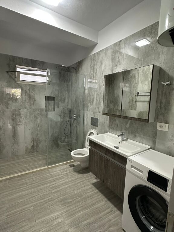 Affitto | Shtëpi private 2 + 1 | Kodra E Priftit | 500 €/mese