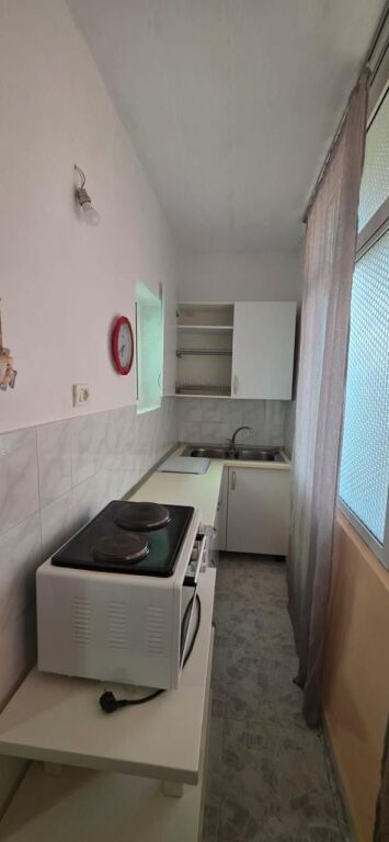 Appartamento 1+1 in affitto in Vasil Shanto/ Vicino a Besnik Sykja