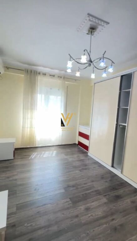 SHITET APARTAMENT 2+1+2+BLK TE KOPSHTI ZOOLOGJIK 258.000 EURO