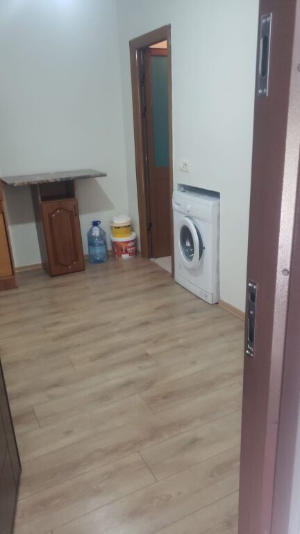 Jepet me qira 1+1 LAPRAKE TE KMY 450€