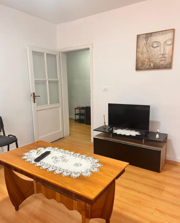 Affitto | Apartament 1 + 1 | Rruga Myslym Shyri | 500 €/mese
