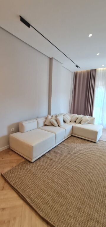 Laprake , 2+1+2wc for rent