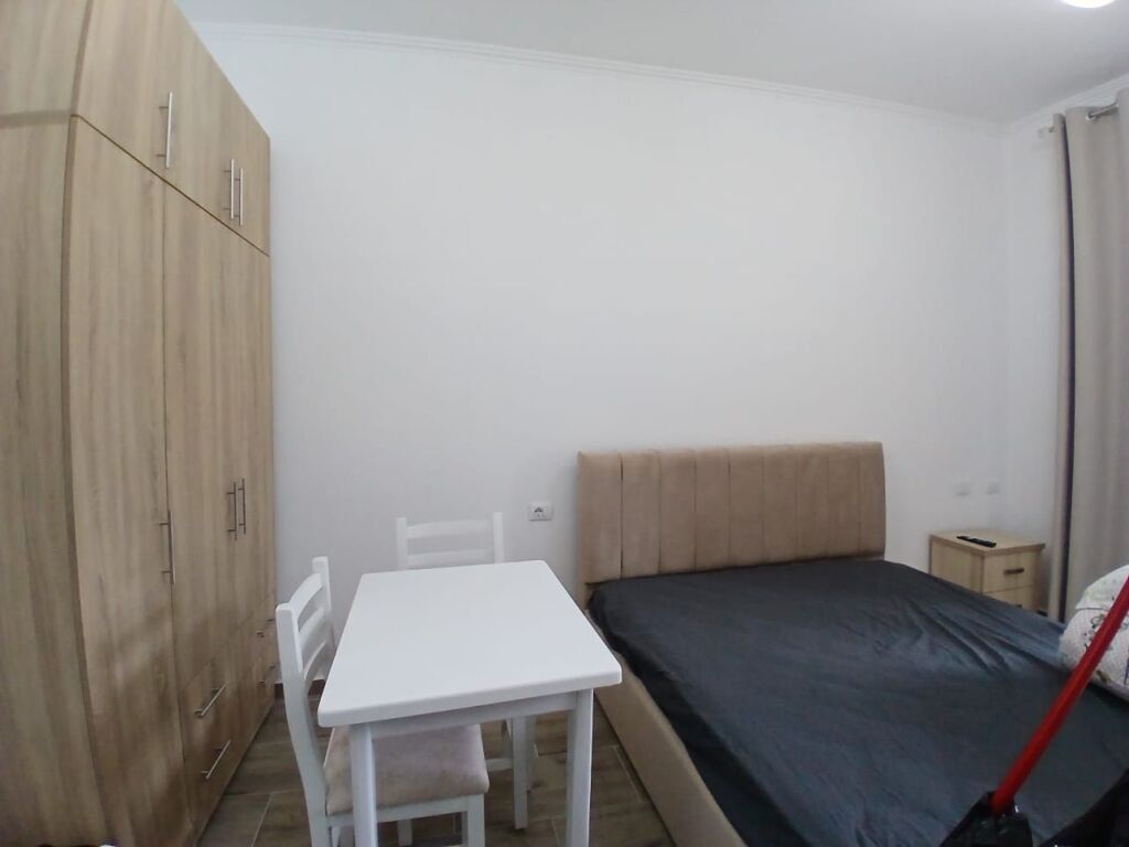 Jepet Me Qera Garsoniere