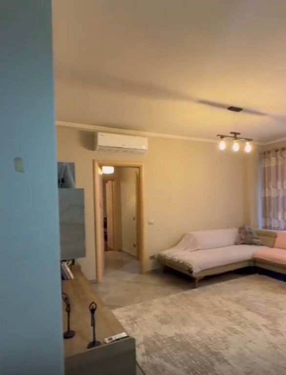 In vendita, Appartamento 2+1+2, Complesso Tower Bridge, Via Dibra.