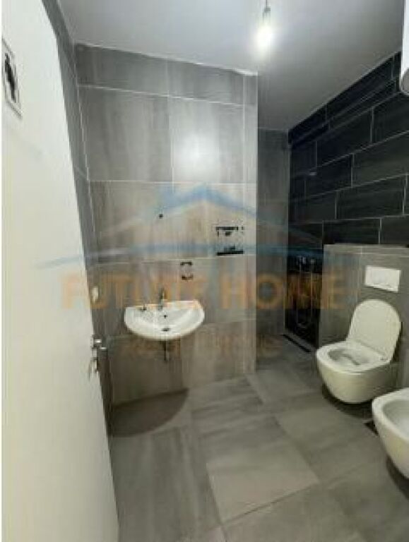 Shitet,Apartament 2+1+2, Rezidenca Future Home, Unaza e re,Tirane