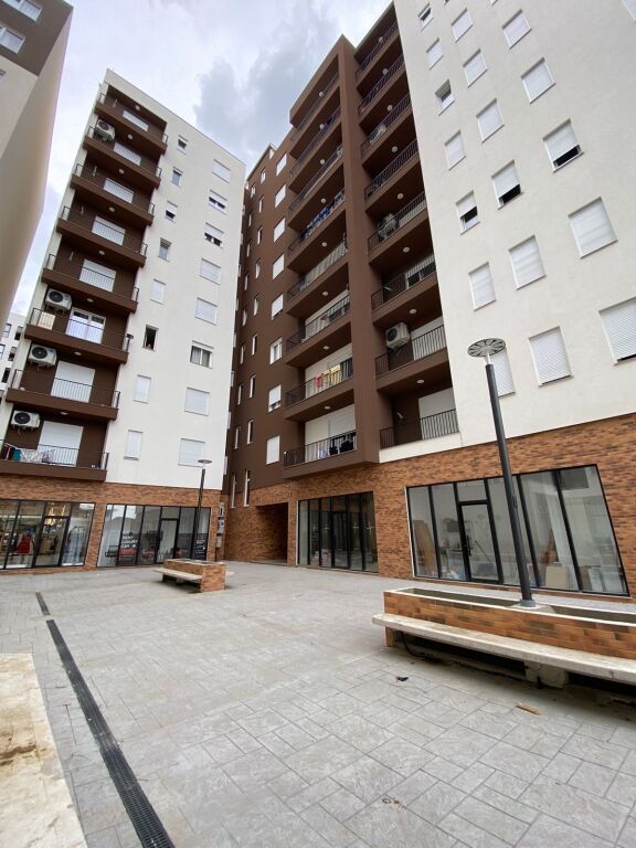 Apartament 2+1 me hipoteke per shitje, Kamez