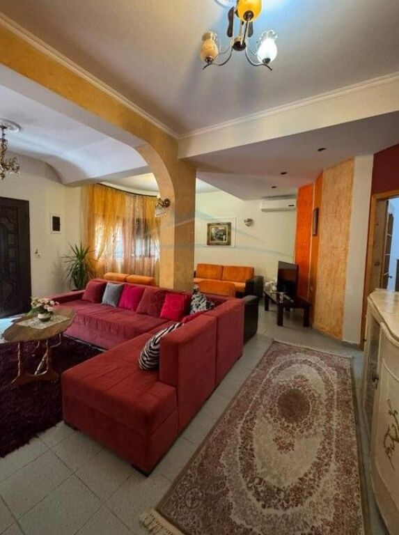 Shitet, Apartament 3+1, Selite, Tirane