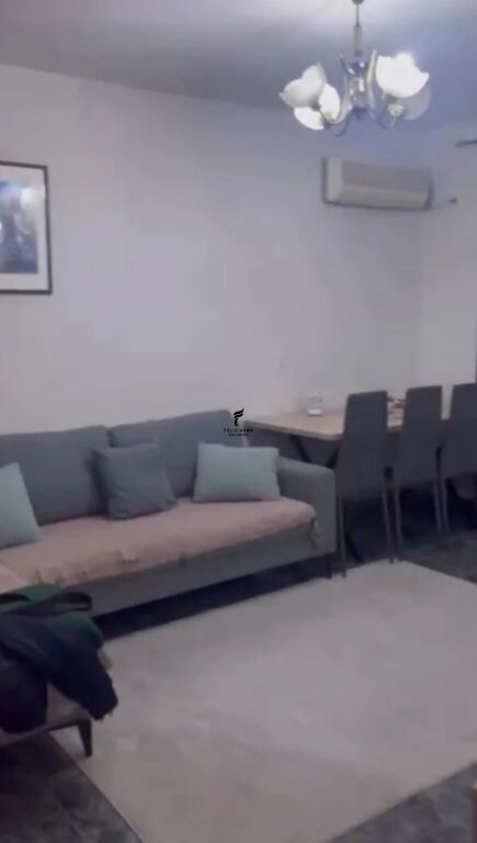 APARTAMENT ME QERA 3+1 VASIL SHANTO 65.000 LEKE  FH-71715